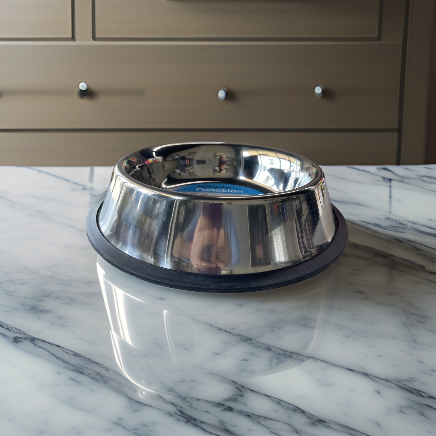 simple function pet bowl 53.4 durable and easy to clean food or water